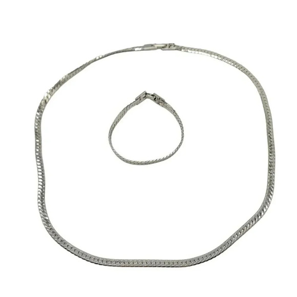 Napier Jewelry - Napier Silver Tone Chain Link Patented Necklace Br